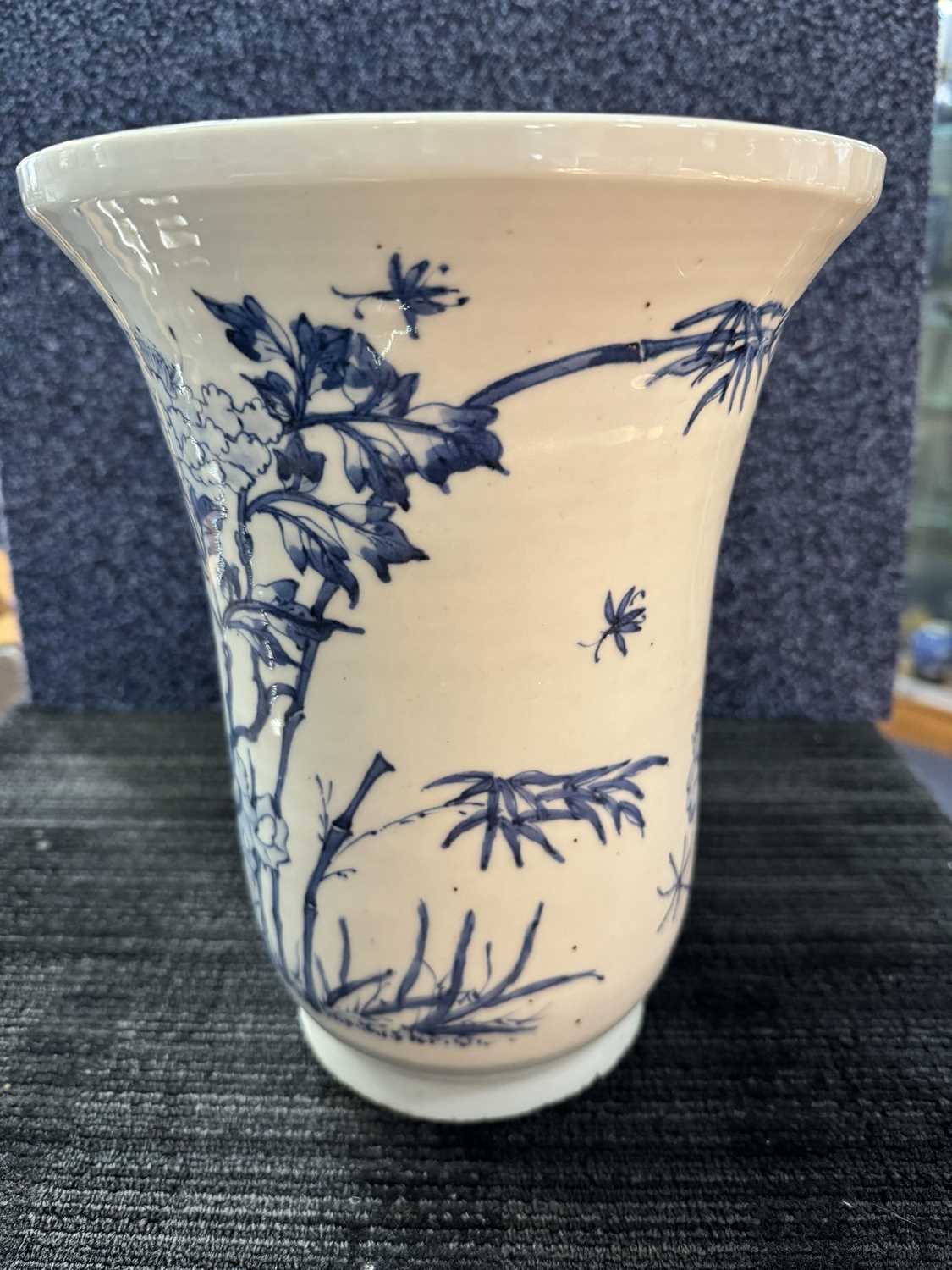 CHINESE BLUE AND WHITE VASE, LATE19TH/EARLY 20TH CENTURY - Image 2 of 10