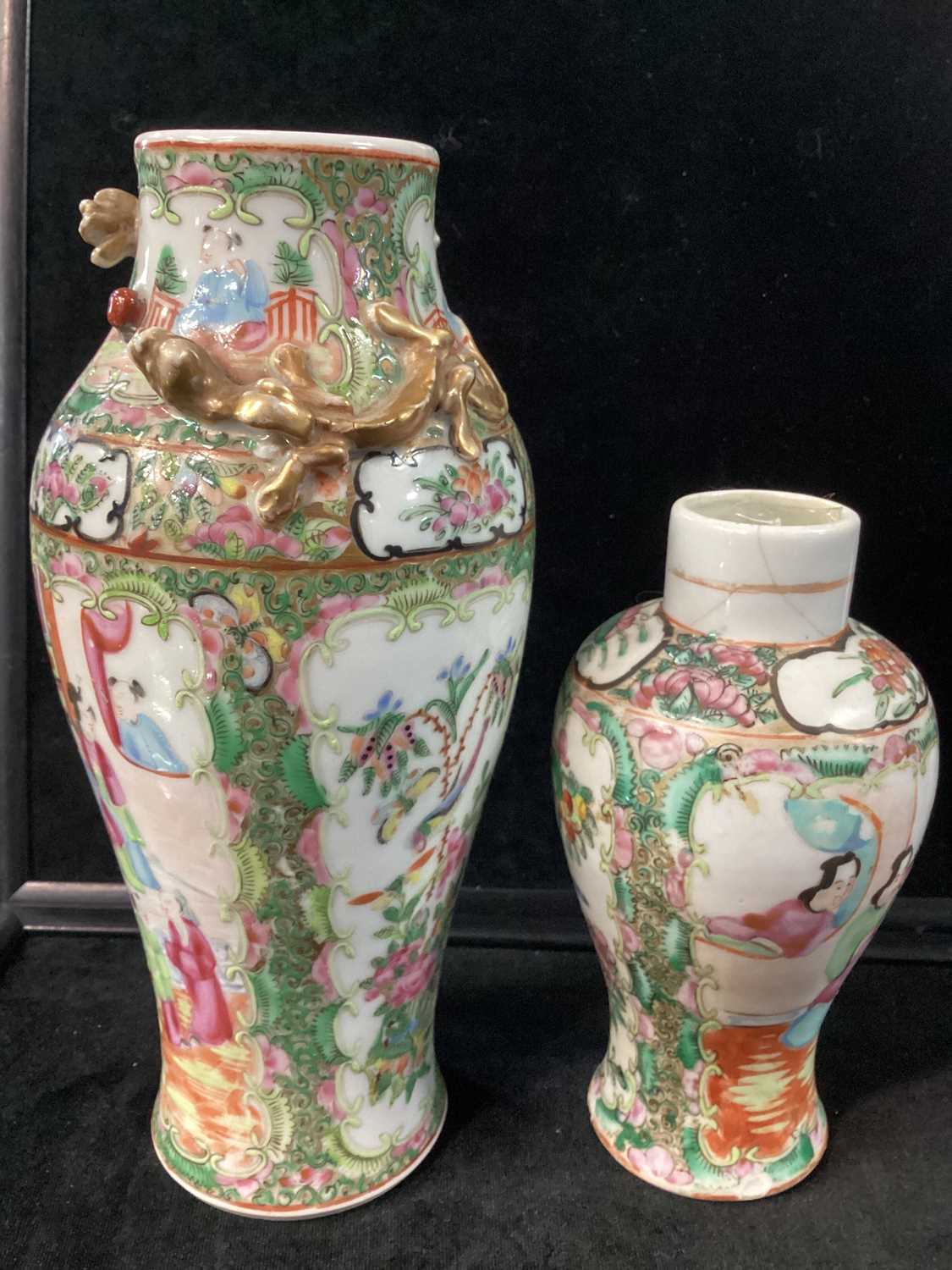 GROUP OF CHINESE CANTONESE PORCELAIN, 19TH CENTURY - Image 3 of 9