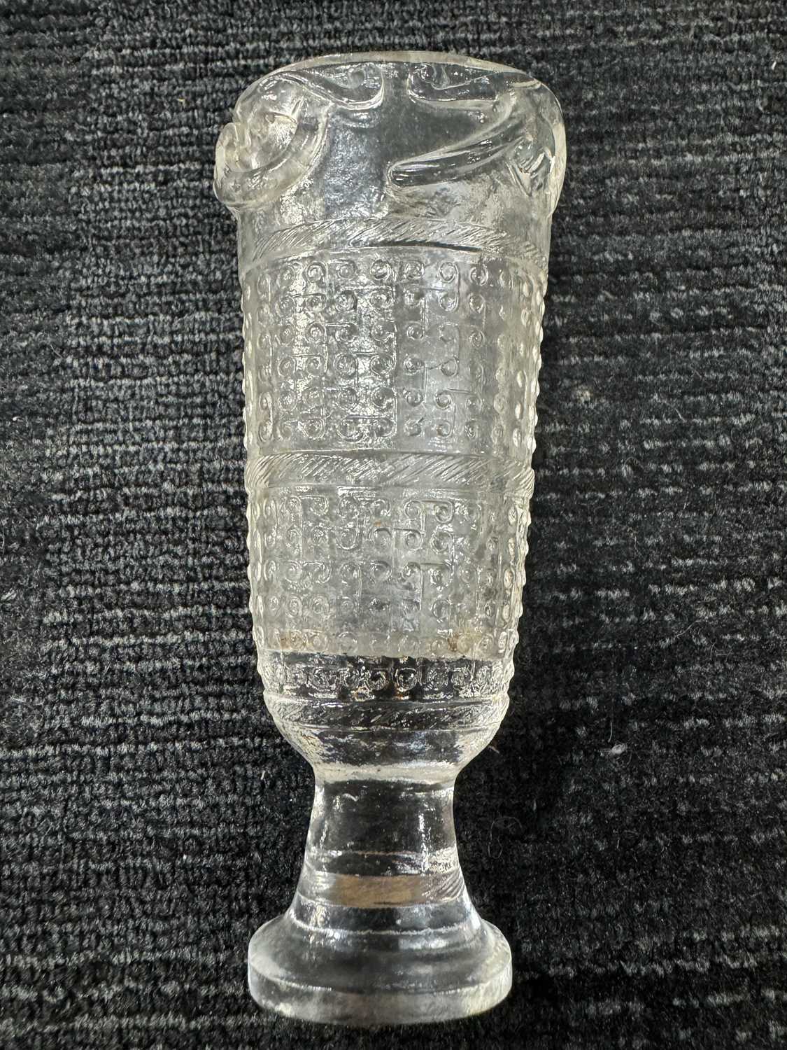 CHINESE GLASS STEM CUP, LATE 19TH/EARLY 20TH CENTURY - Bild 15 aus 16