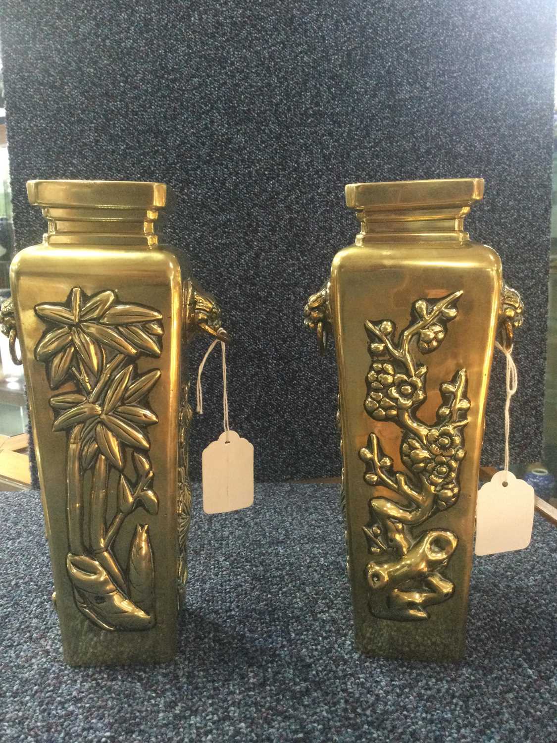 PAIR OF CHINESE BRASS VASES, EARLY 20TH CENTURY - Image 5 of 8