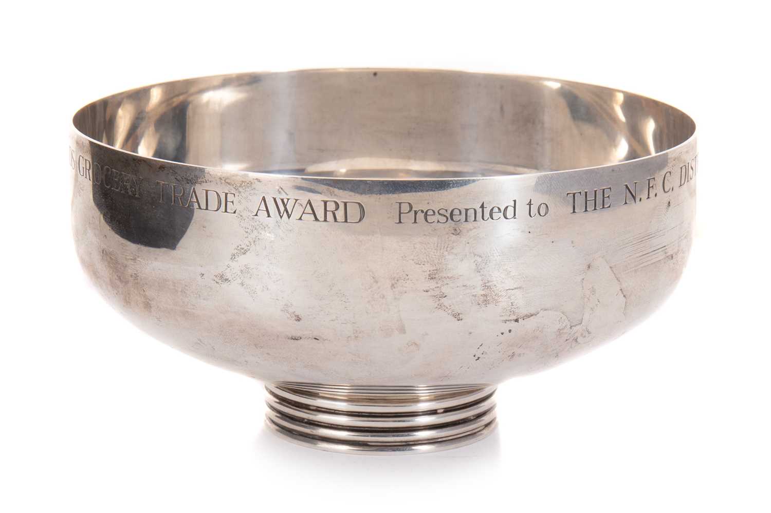 ELIZABETH II SILVER PRESENTATION FOOTED BOWL, PADGHAM AND PUTLAND LTD (CARLD PADGHAM AND ANDREW PUTL