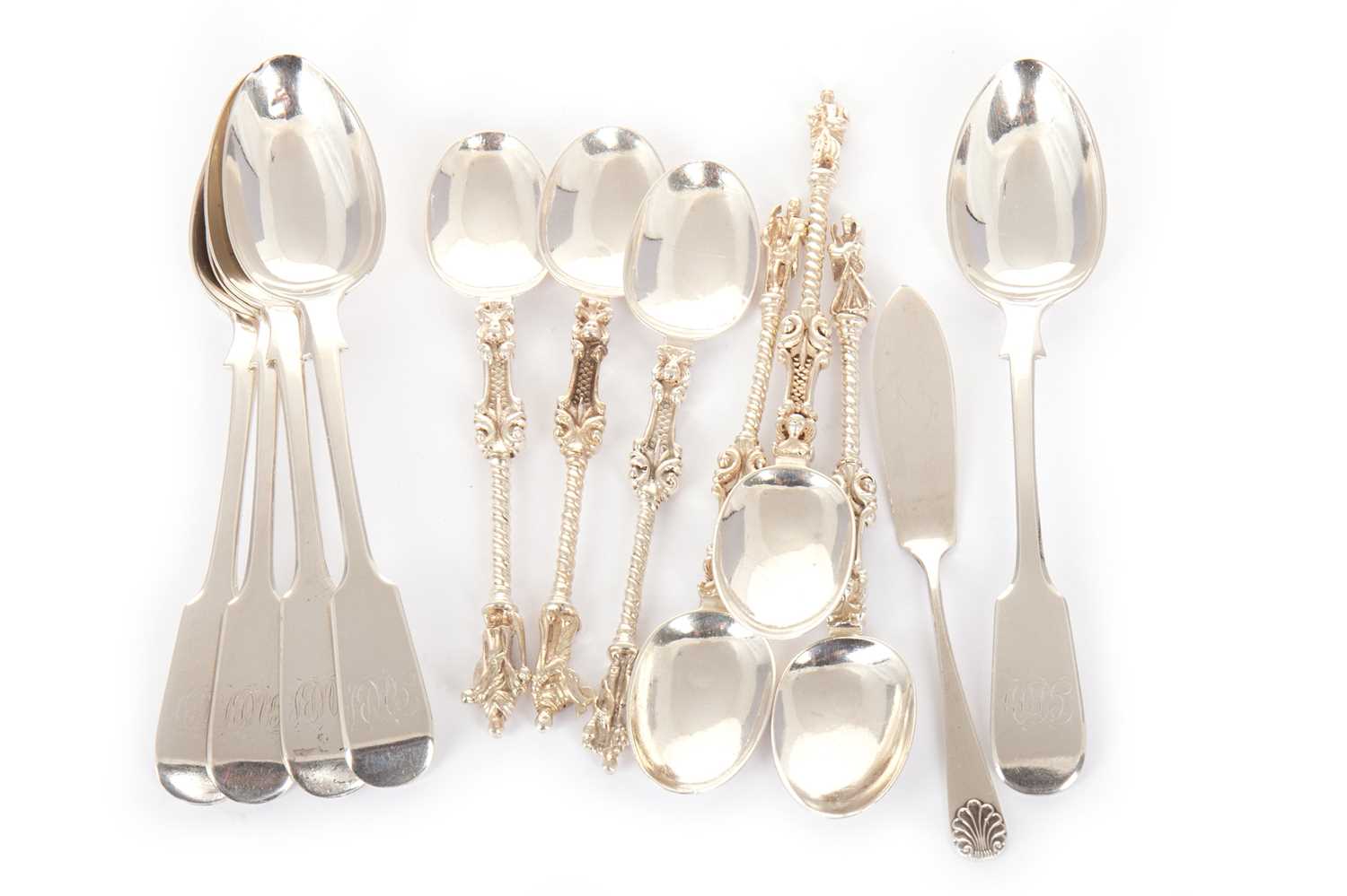 SET OF TWELVE CONTINENTAL SILVER APOSTLE TOP TEASPOONS ALONG WITH FURTHER FLATWARE,