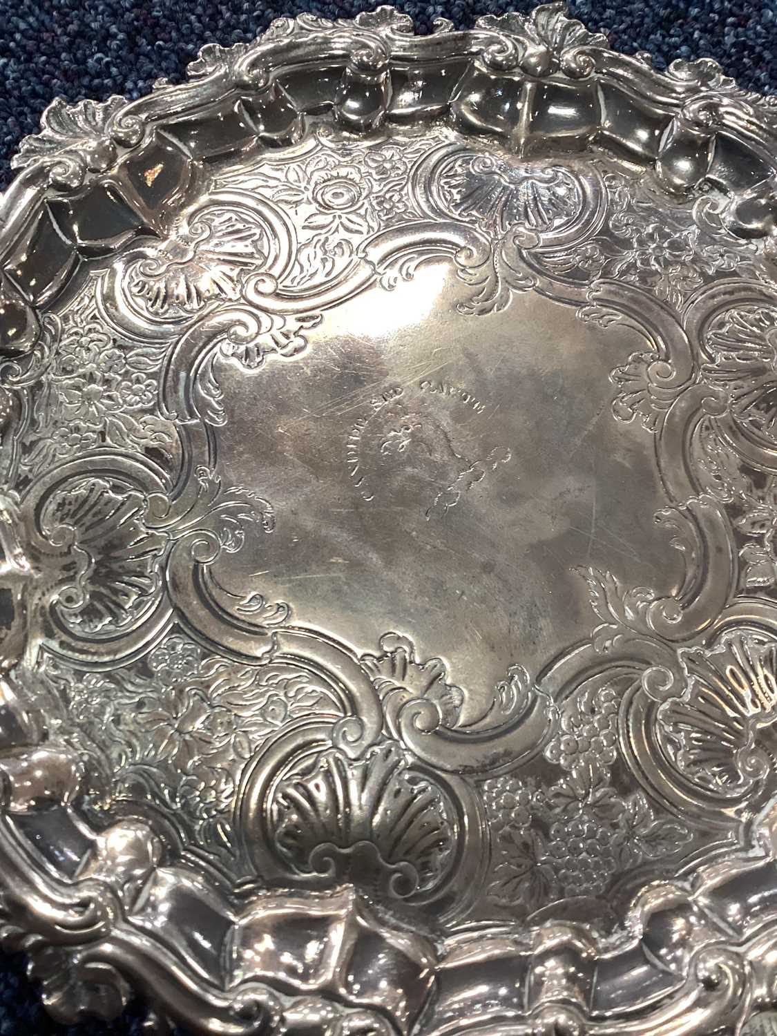 GEORGE II SILVER CIRCULAR WAITER, LONDON 1749 - Image 2 of 11