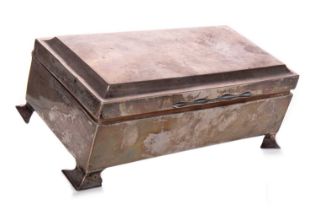 GEORGE V SILVER CIGARETTE CASKET, JC LTD, BIRMINGHAM MARKS