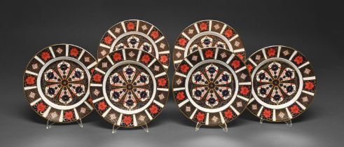 Six Royal Crown Derby Imari pattern plates, late 20th c, 21.5cm diam, printed mark Second quality;