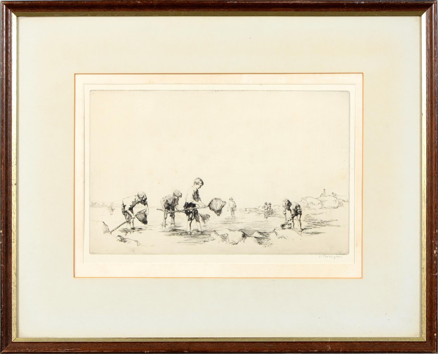 Sidney Tushingham (1884-1968) - Youths Crabbing on the Beach, signed in pencil, etching, 21.5 x - Image 5 of 6