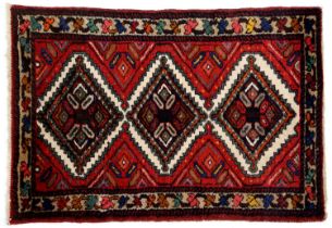 A Persian Veramin rug, 122 x 79cm