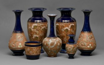 Two and two pairs of Doulton and Slaters Patent chine gilt vases and a flowerpot, early 20th c, 27cm