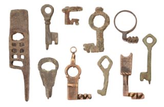 Antiquities. Ten Roman and Medieval bronze keys, including two ring-keys, 80mm and shorter Condition
