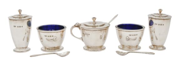 An Edwardian VIII five piece silver condiment set, blue glass liners, pepperette 70mm h, by