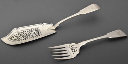 A Victorian silver fish slice and an Edwardian silver fish serving fork, Fiddle pattern, both