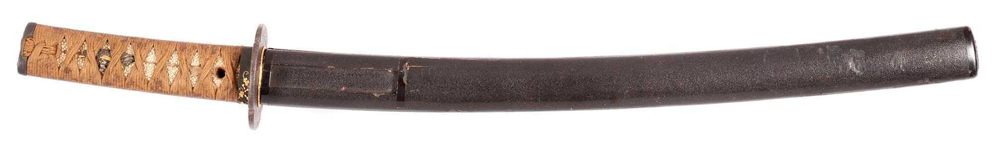 A Shinto Wakizashi in Koshirae Sugata:  Shinogi-Zukuri Iori-mune with shallow tori-zori Nagasa: 38. - Image 3 of 9