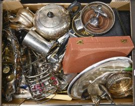 Miscellaneous plated and other metalware, early 20th c and later, including toast rack, teapot,