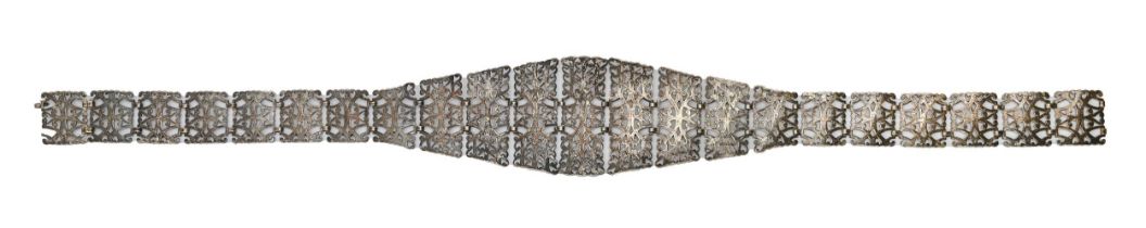 An Edwardian EPNS lady's waist belt of pierced oblong sections, 68cm l Complete and undamaged