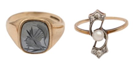 A diamond and cultured pearl openwork ring, early 20th c, gold hoop and a 9ct gold signet ring