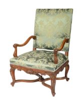 A Louis XIV style carved walnut armchair, first half 20th c, seat height 44cm, 71cm w