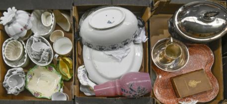 Miscellaneous ornamental and other pottery and porcelain, to include jelly moulds, 19th c and later,