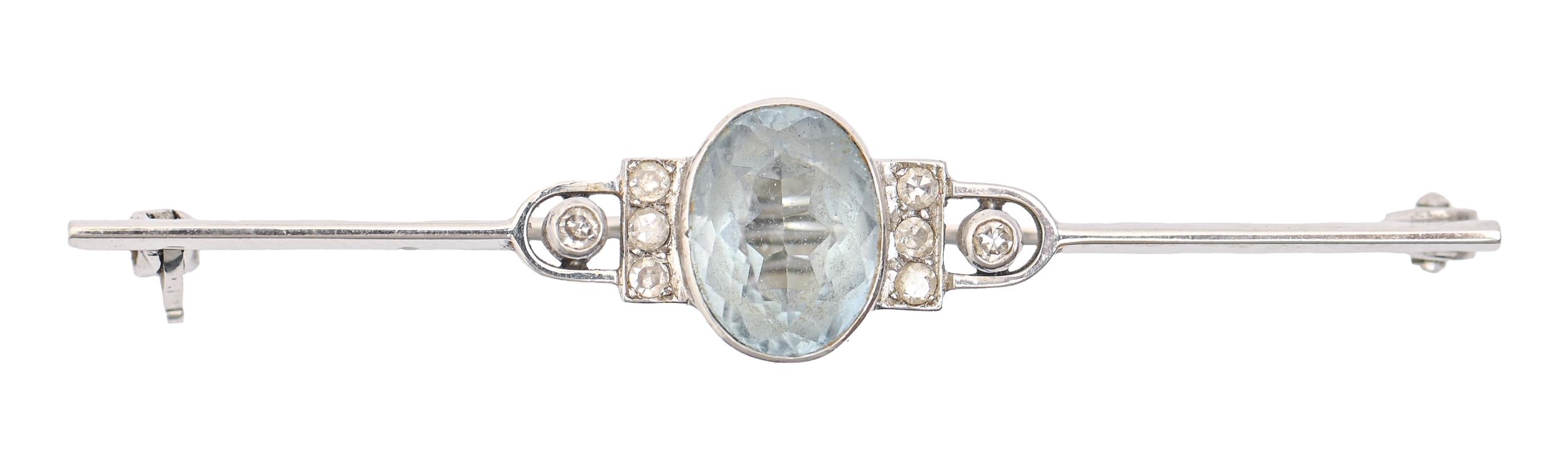 An Art Deco diamond and aquamarine bar brooch, in white gold, 51mm l, marked 14ct, 3g Good