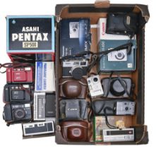 Photography. Miscellaneous 35mm single lens reflex and compact cameras, including Voigtlander, Canon