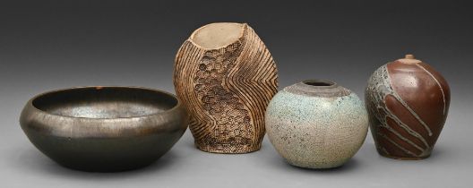 Studio pottery. Alex Shimwell (1980 - ) - Ovoid vase, stoneware in crackled glaze, 11cm, potter's