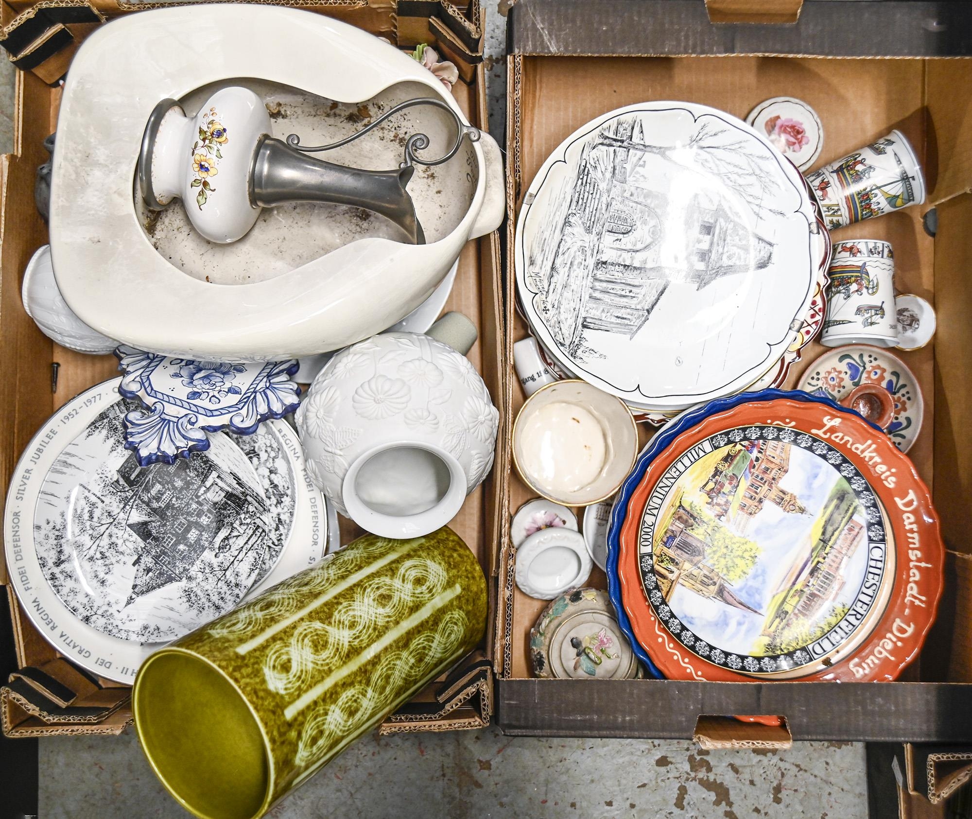 Miscellaneous ceramics, including Wedgwood and other tea ware, a Broadstairs Pottery vase, 30cm h, a - Image 3 of 3