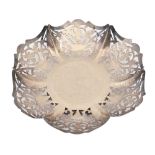 An Edward VIII pierced silver dish, on moulded foot, 20cm diam, by Viners Ltd, Sheffield 1936,