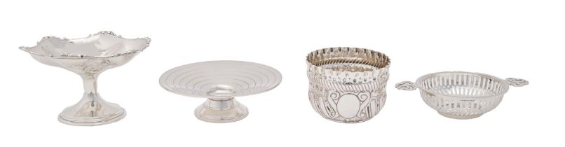 Three George V pierced silver bonbon dishes, 11.5cm diam and smaller, Birmingham, by various makers,