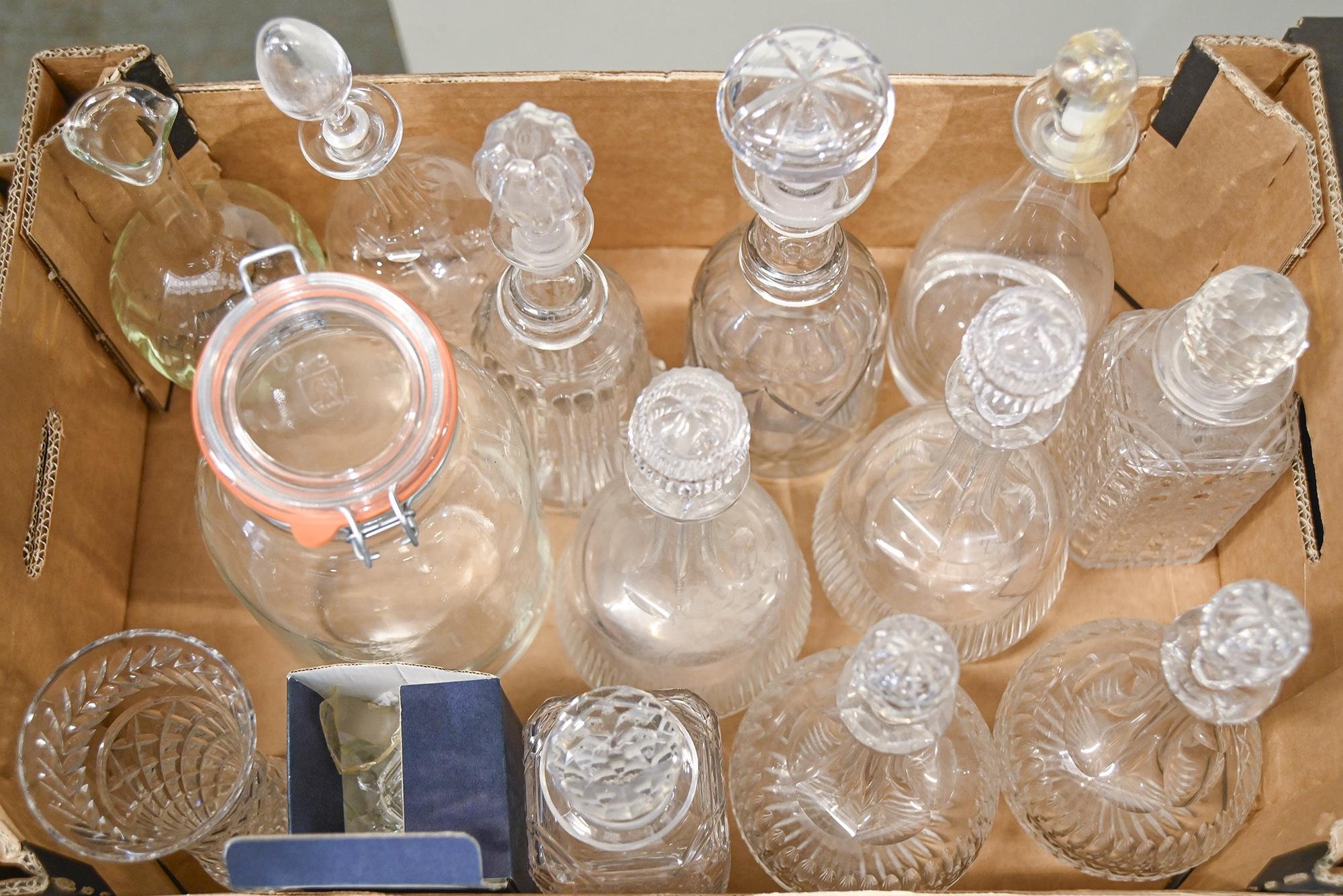 Miscellaneous glassware, including cut glass and other decanters, demijohns, vases, drinking - Image 3 of 4