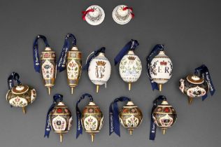 Thirteen Royal Crown Derby Imari pattern and other Christmas tree decorations, late 20th c Good