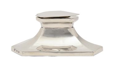 A George V silver inkwell, 12.5cm l, by The Goldsmiths & Silversmiths Co Ltd, London 1934, loaded