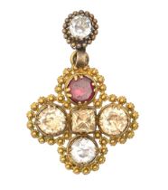 A foiled paste and gold coloured filigree cruciform brooch, 19th c, 34mm h, 4.7g Good condition