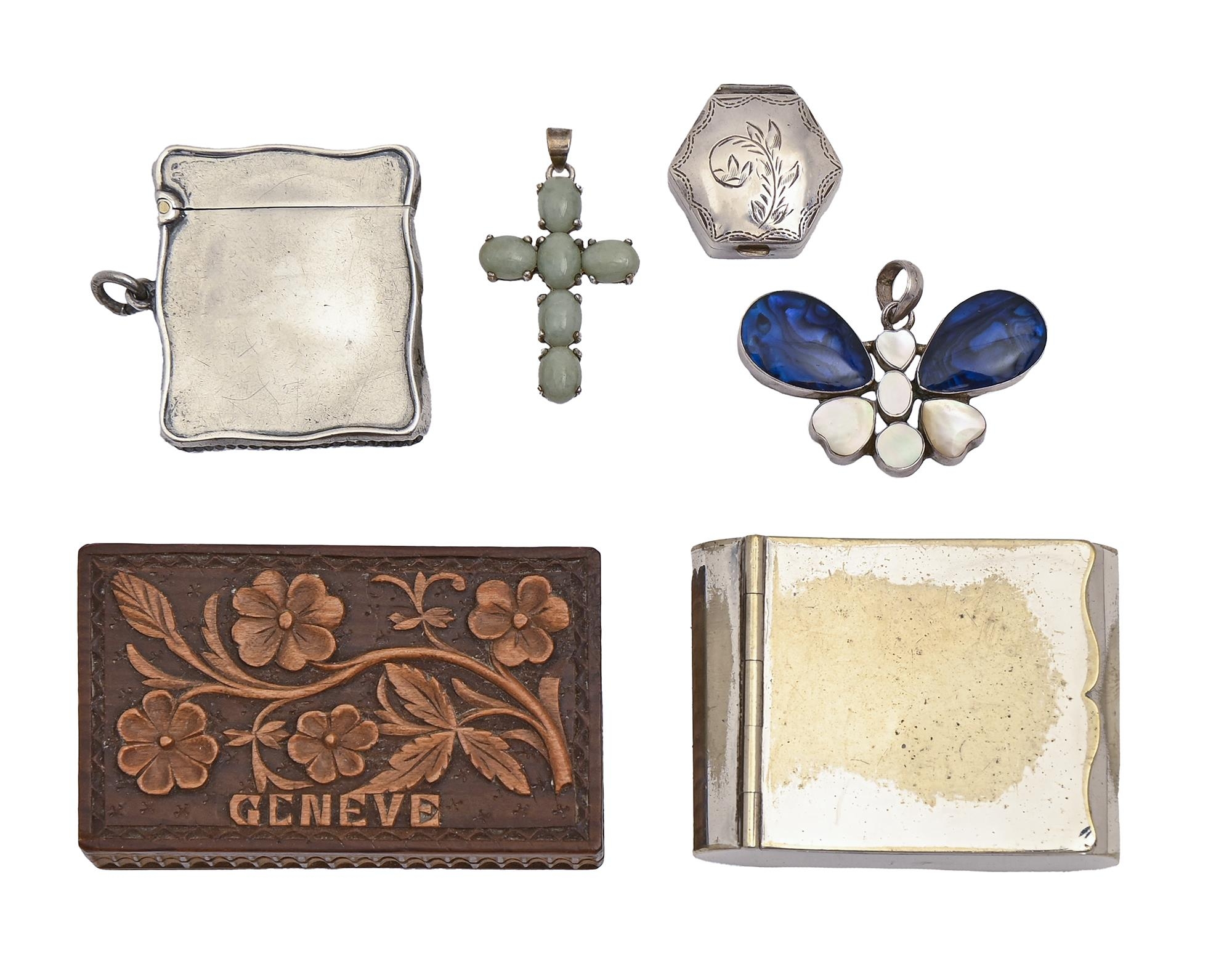 An Edwardian silver vesta case, 43mm h, by S Blanckensee & Son Ltd, Birmingham 1904, a Swiss