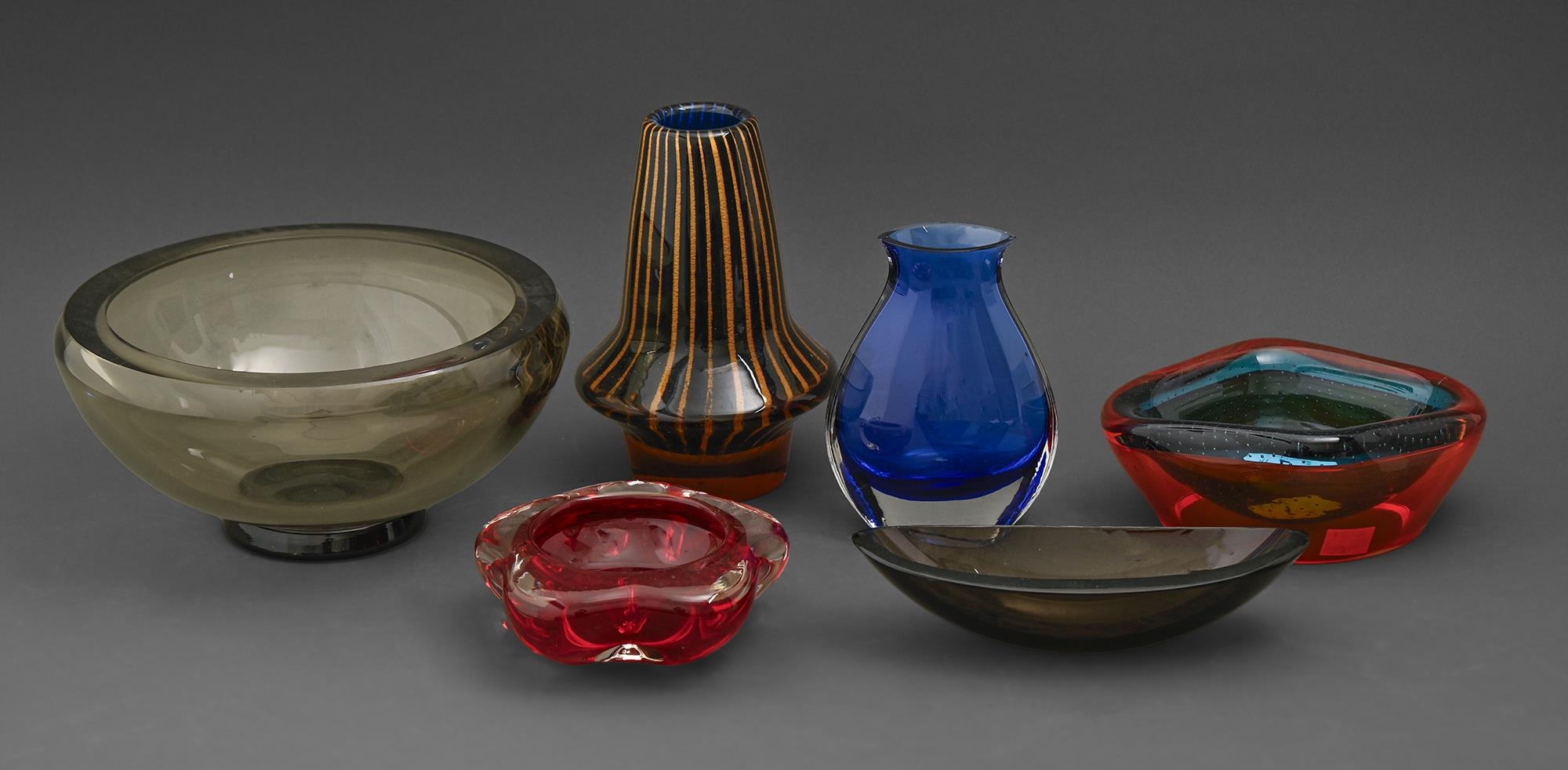 Six mid-century glass items, vases, ashtrays and a bowl, bowl 23cm diam, largest vase 19cm h (6)