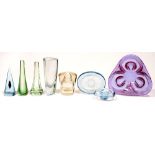 A quantity of mid-century glass, including a purple dish and Murano (8)