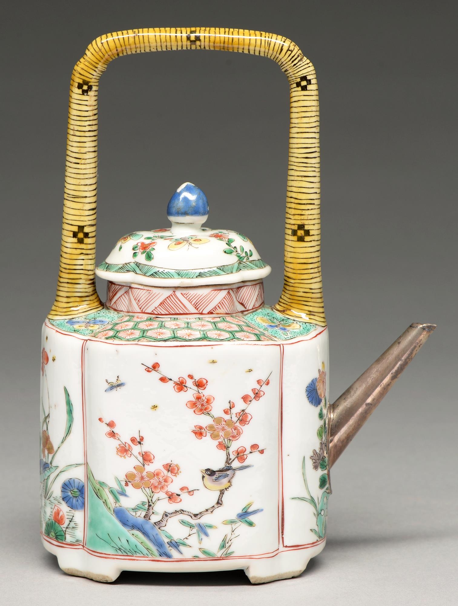 A Chinese famille verte wine pot and cover, Kangxi period, enamelled and gilt with panels of