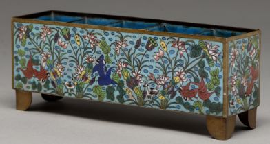 A Chinese brass and cloisonne enamel box, 19th / early 20th c, of rectangular form, enamelled with