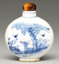 A Chinese blue and white snuff bottle, 19th / 20th c, painted to both sides with a recumbent deer by