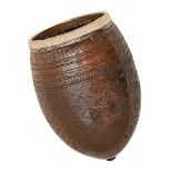 A silver rimmed coconut beaker, Mexican/Latin American, 18th/19th c, incised with floral diaper,