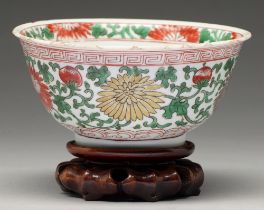 A Chinese famille verte bowl for the South East Asian market, 17th / 18th c, with flared rim,