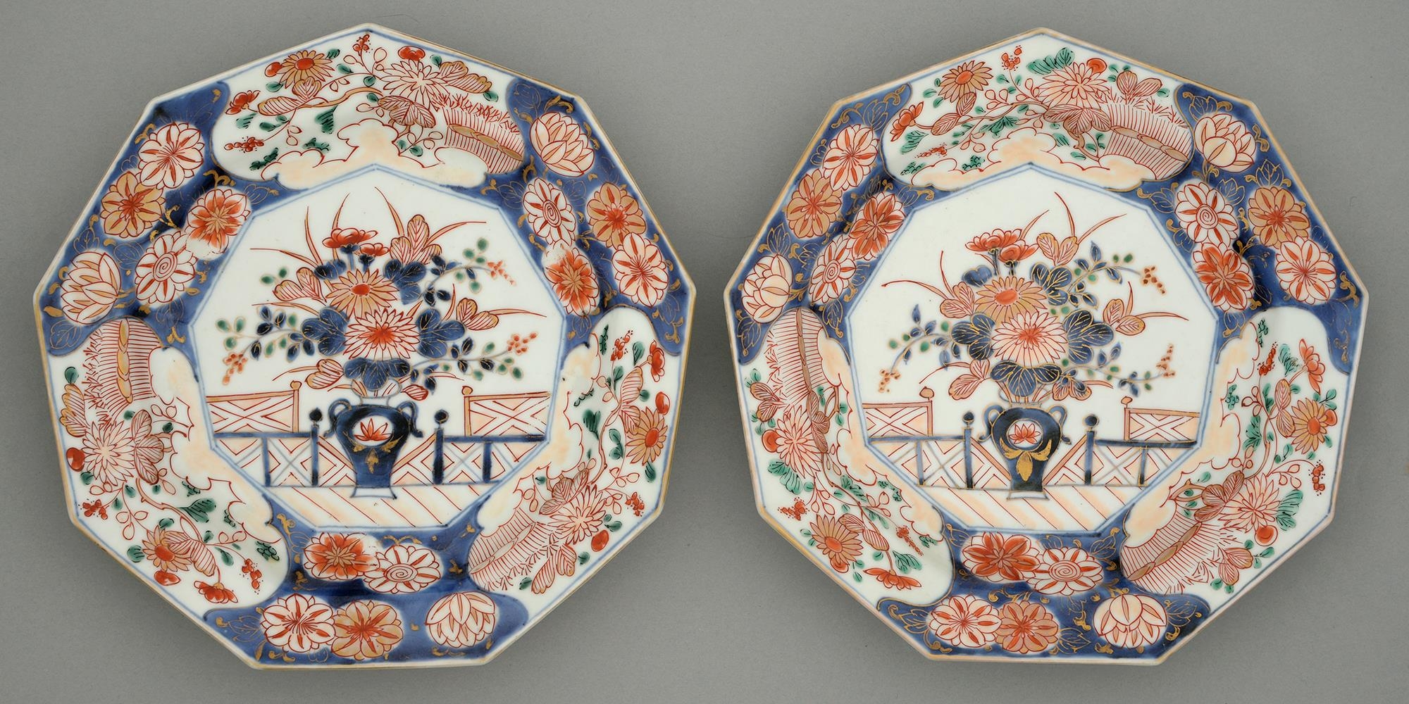 A pair of Imari nonagonal dishes, Edo period, 18th c, painted in underglaze blue and enamelled in