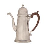 A George V silver coffee pot, in Queen Anne style, 20.5cm h, by F C Richards, Birmingham 1925, 13ozs