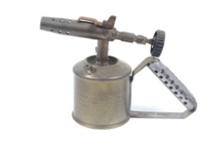 Automobilia- A brass cased SIEVERT for Benzoline 0.25 liter, type 209 burner.