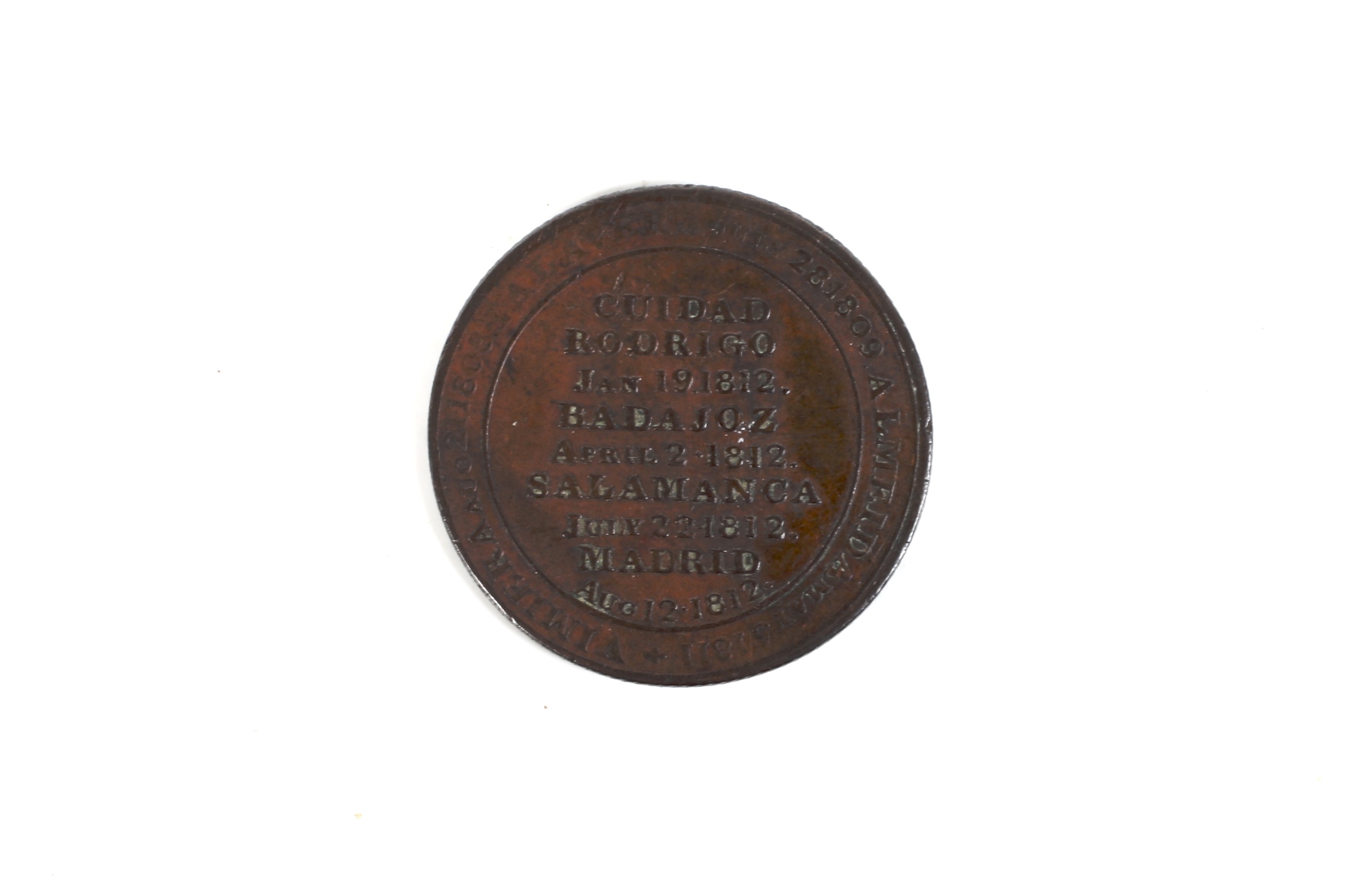 An early 19th century Duke of Wellington Victories bronze medallion box with paper inserts and coin. - Image 5 of 5