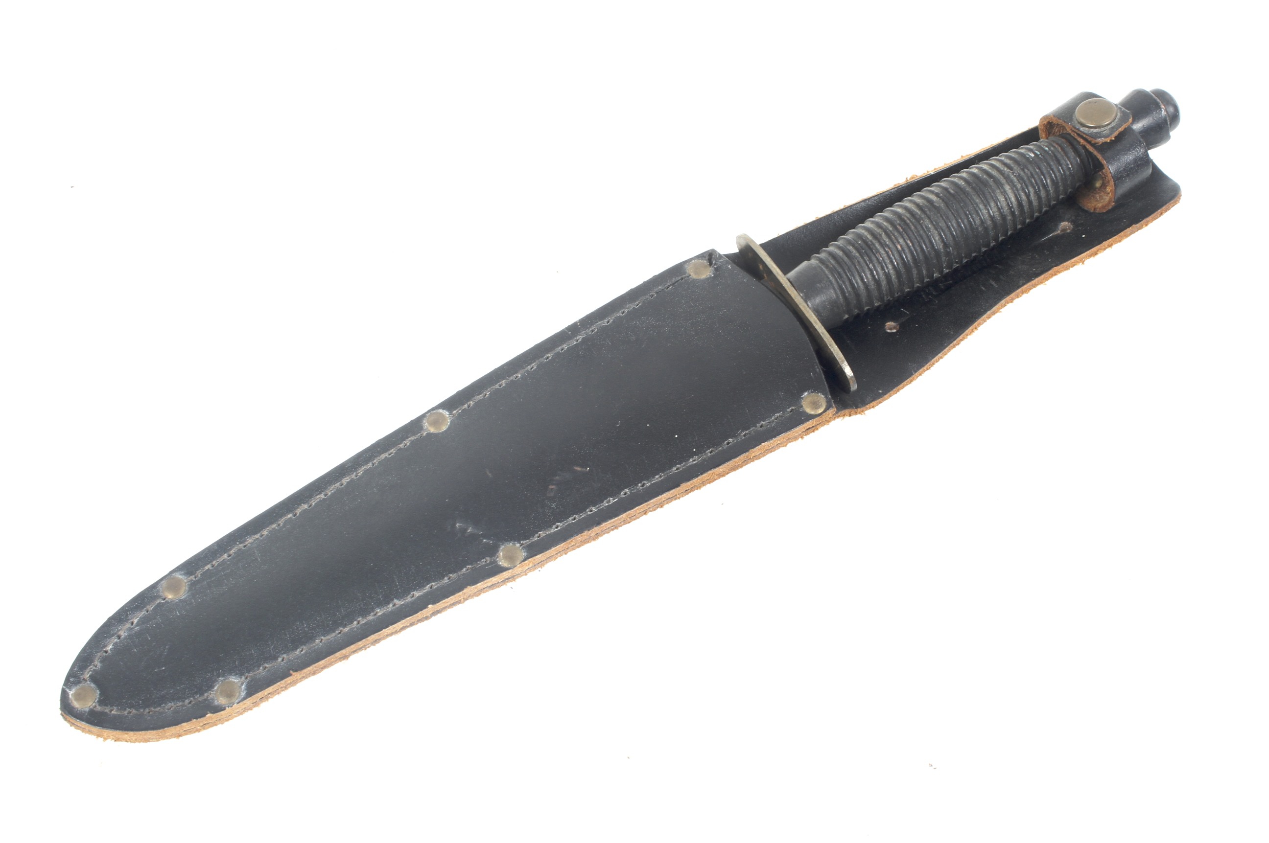 A reproduction of the 1940s Fairburn Sykes fighting knife. - Image 3 of 3