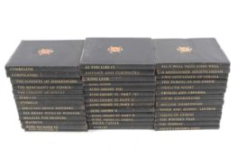 39 volumes, New Temple Shakespeare. JM Dent, London, 1934/1935, in black leather bindings.