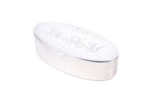 A George III silver oval snuff box.