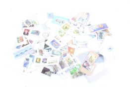 A collection of modern used GB stamps. Good range of commems, ideal sorters lot.