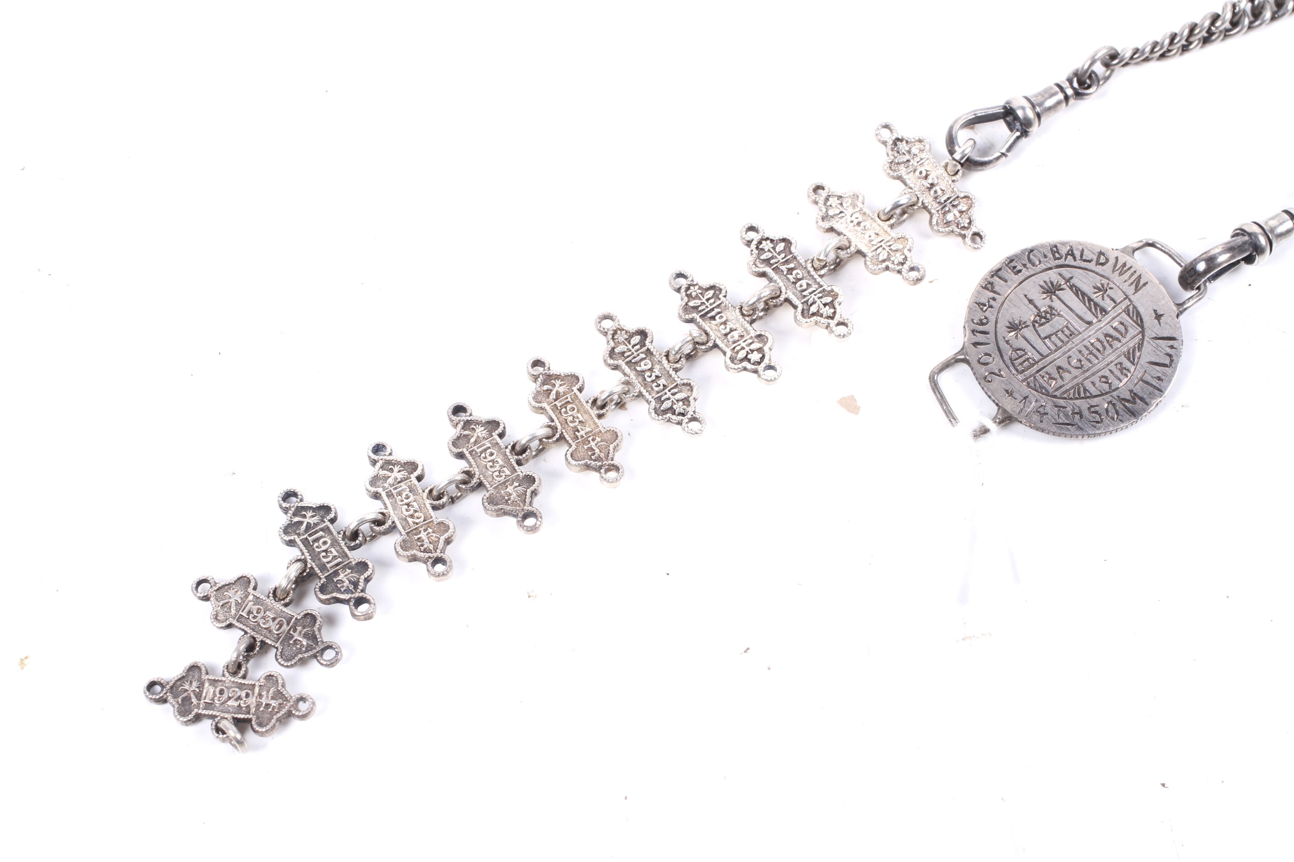 Early 20th century silver graduated curb link watch chain. - Image 2 of 2