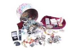 A collection of costume jewellery and other items.