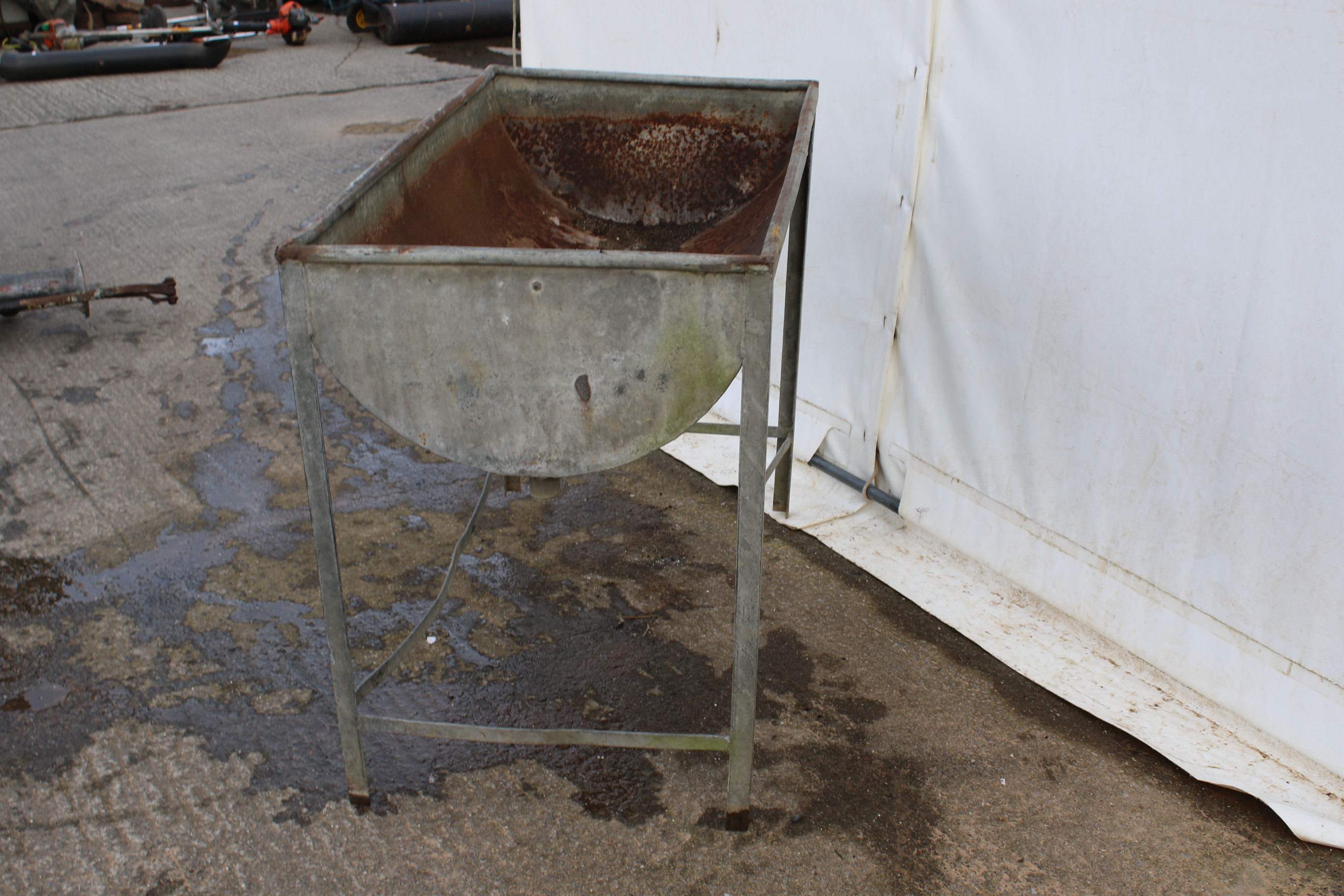 A galvanised metal wash stand and sink. H89cm x W103cm x D63cm. - Image 2 of 3